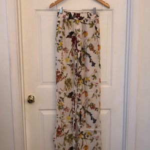 Size S Zara Floral Pants